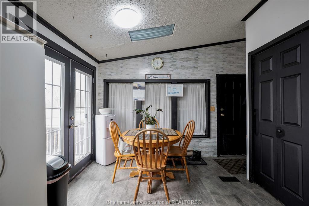 29338 Jane Road #72, Thamesville — photograph 3
