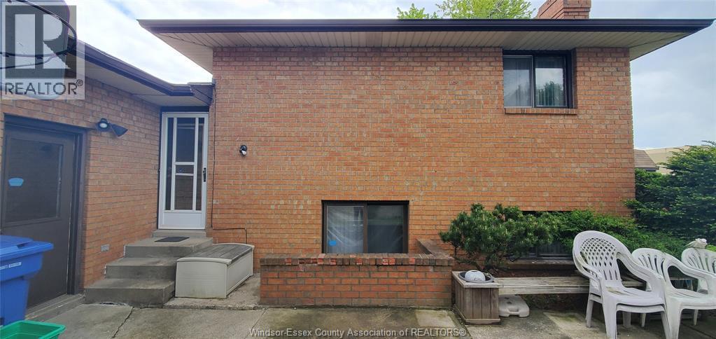 1735 Homestead Lane, LaSalle — photograph 2
