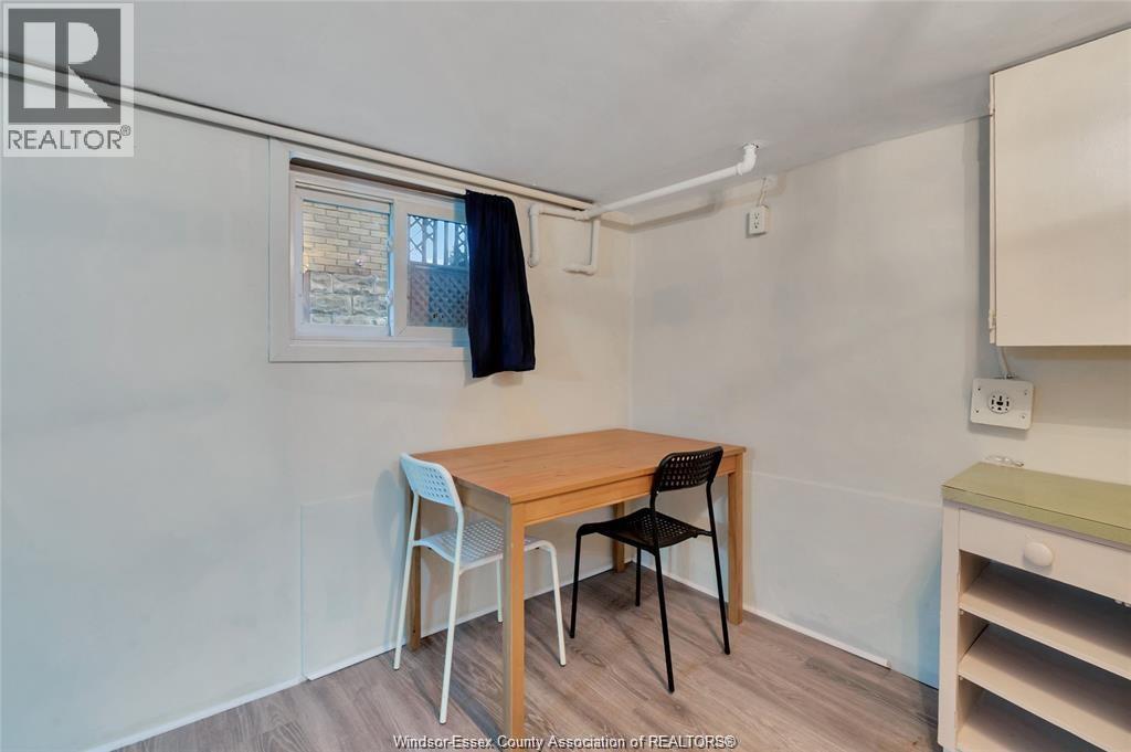 739 Josephine #BASEMENT, Windsor — photograph 2