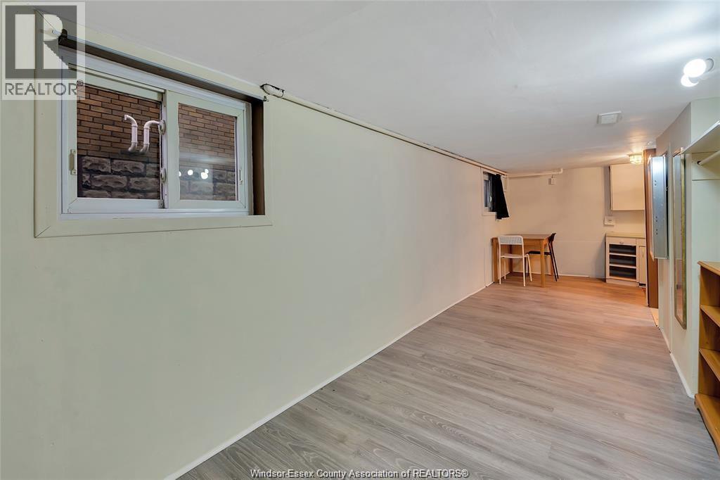 739 Josephine #BASEMENT, Windsor — photograph 3
