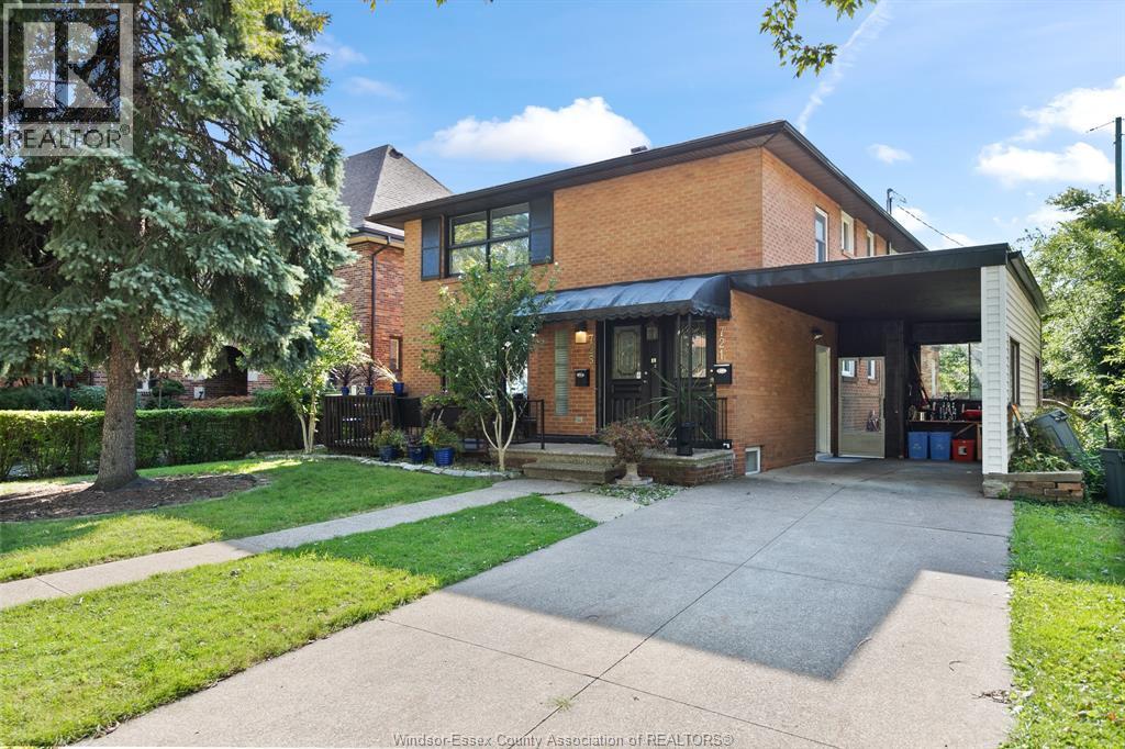 721 Devonshire, Windsor — photograph 2