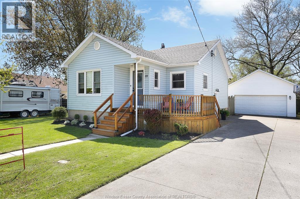 Single Family — 18 Walker Avenue, Wheatley, Ontario