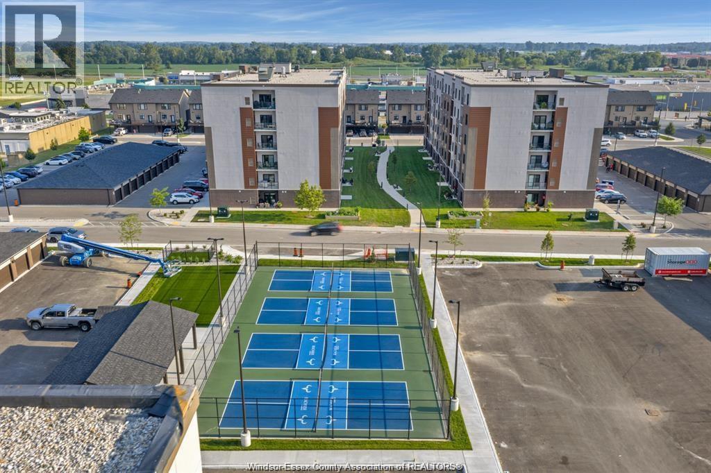 728 Brownstone Drive #403, Lakeshore — photograph 3