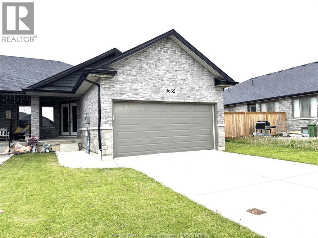 3632 Hallee Crescent, Windsor — photograph 2