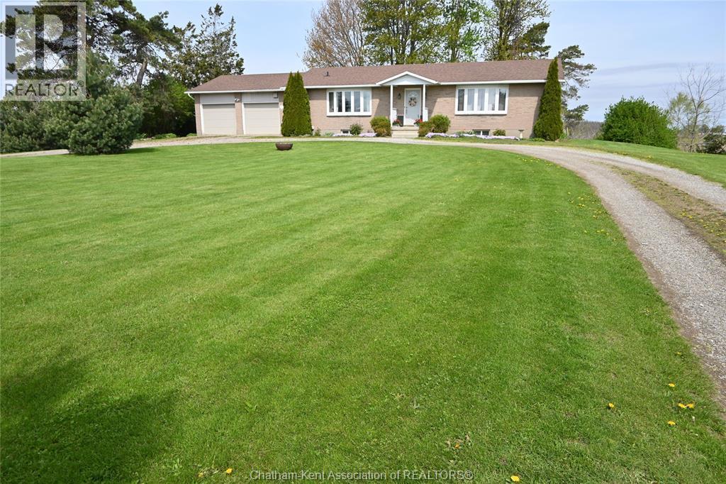Single Family — 13119 Golf Course Line, Ridgetown, Ontario