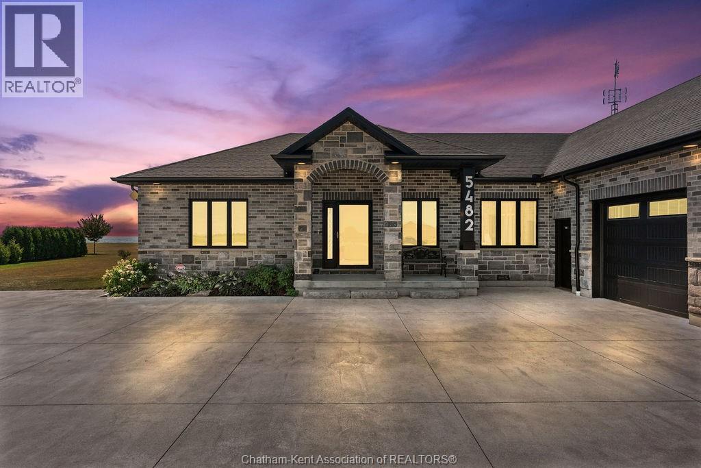 5482 Talbot Trail, Merlin — photograph 2