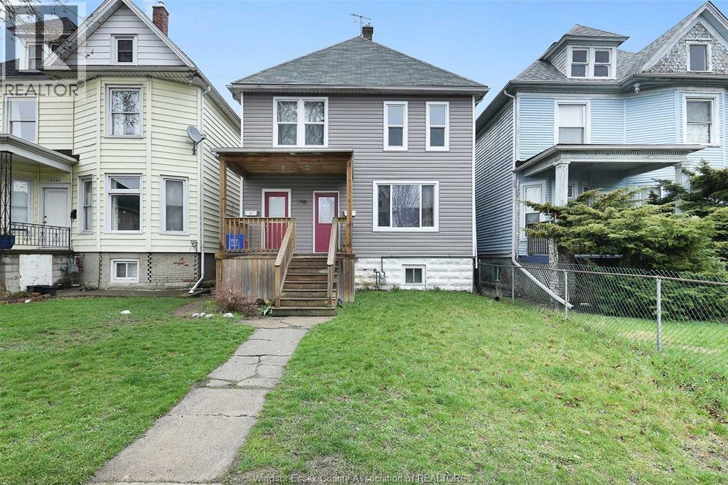 746 Dougall Avenue, Windsor — primary photograph