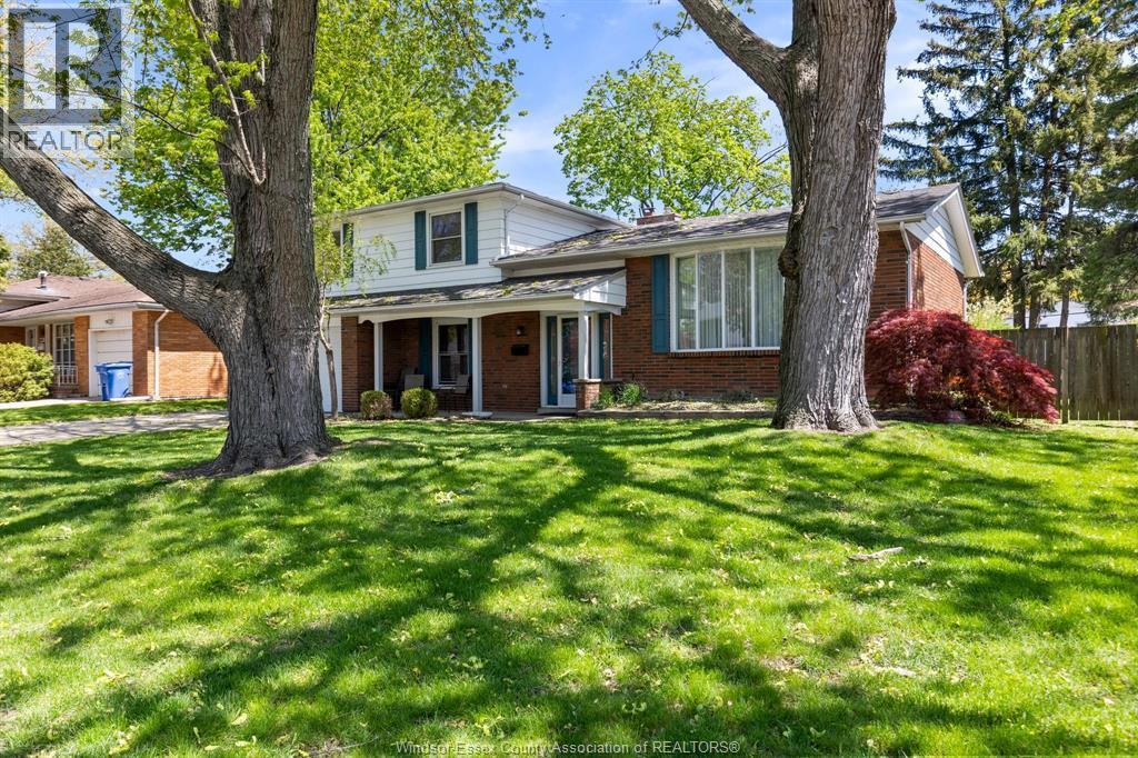 5890 Cabot Avenue, LaSalle — photograph 3