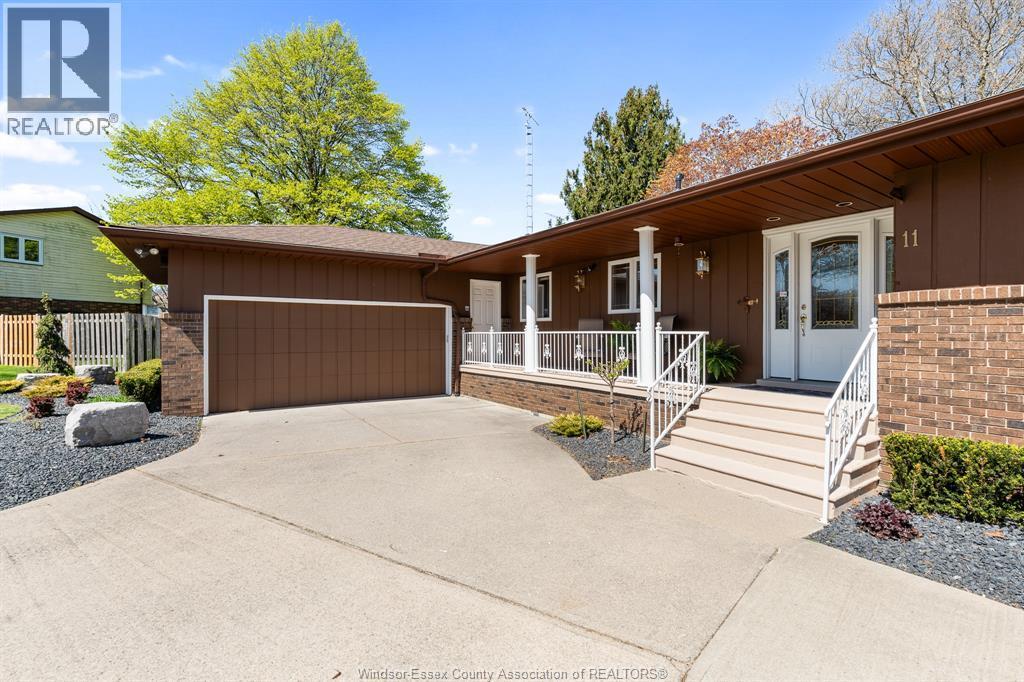 Single Family — 11 Crozier Crescent, Leamington, Ontario