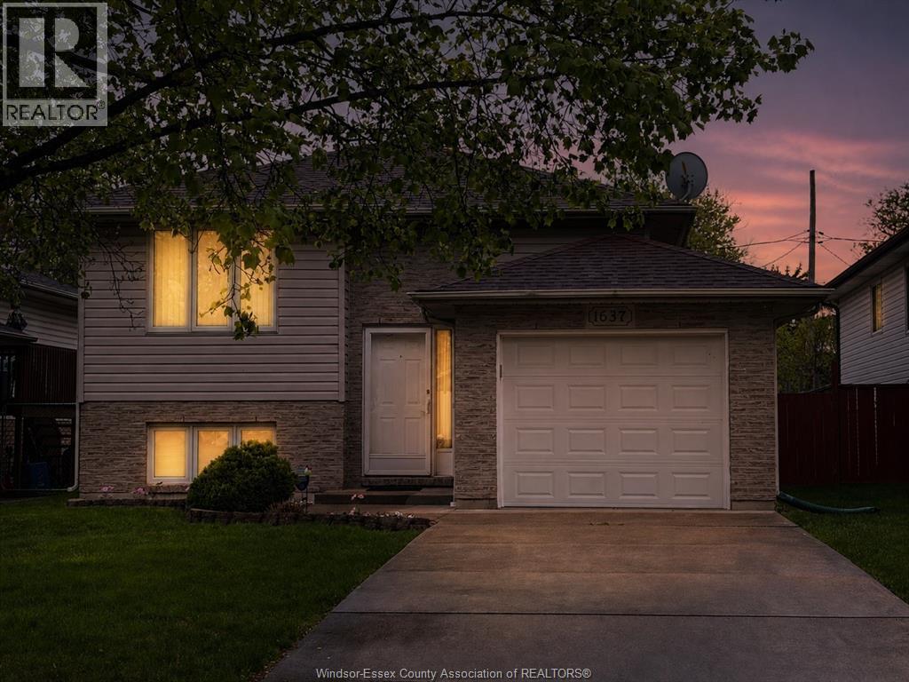 1637 St. Clair Avenue, Windsor — photograph 2