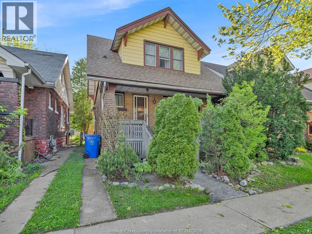 1220 Lincoln, Windsor — primary photograph