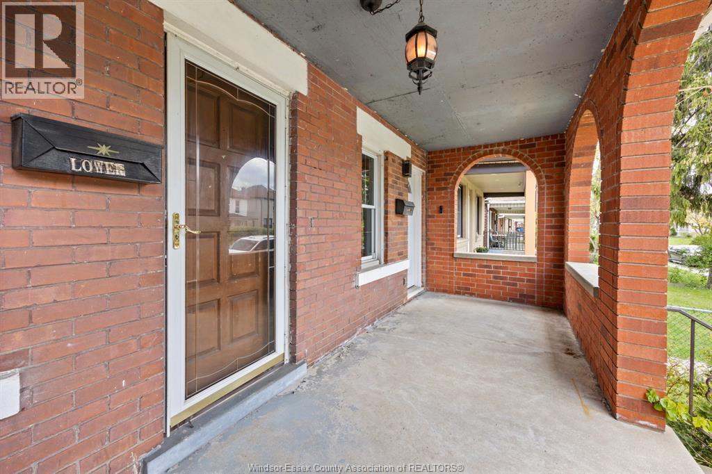 1130 Langlois, Windsor — photograph 2