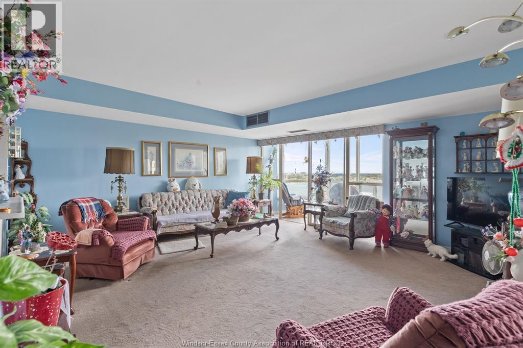 3601 Riverside Drive #1203, Windsor — photograph 2