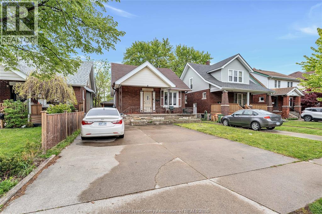 1236 Marentette Avenue #LOWER, Windsor — primary photograph