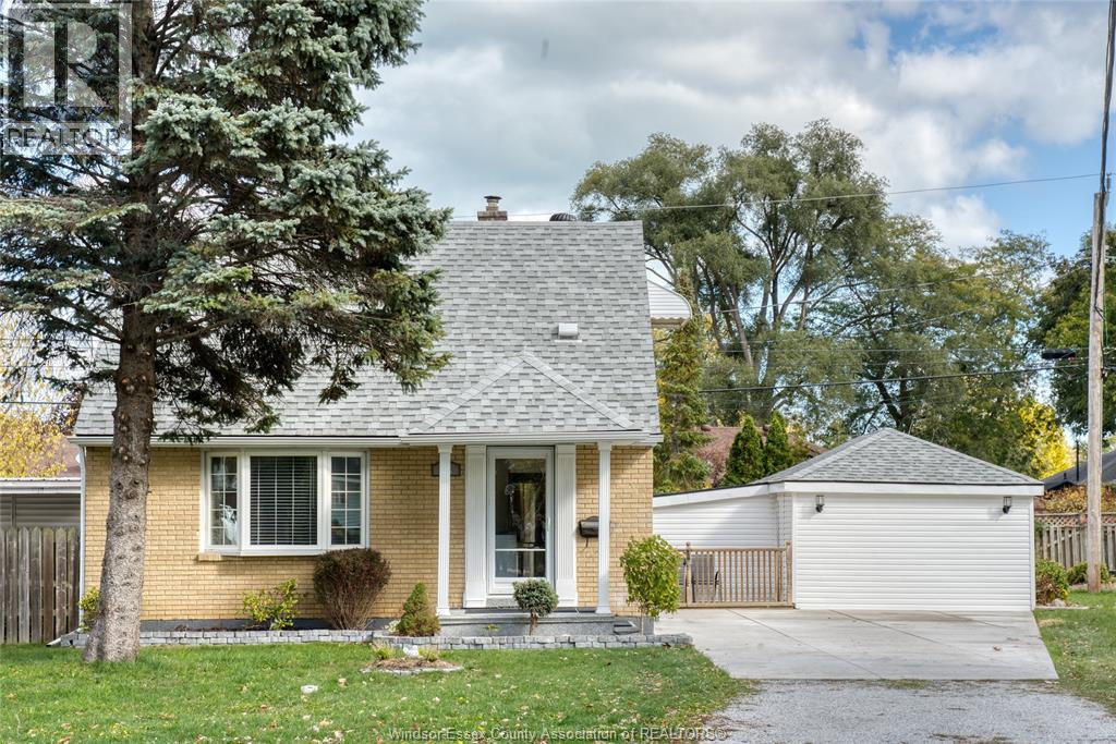 994 Edward Avenue, Windsor — photograph 2