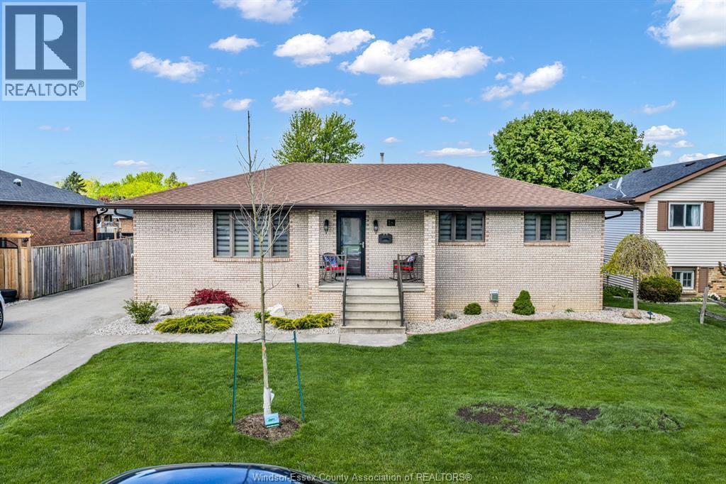 Single Family — 18 Marvin Gardens, Amherstburg, Ontario