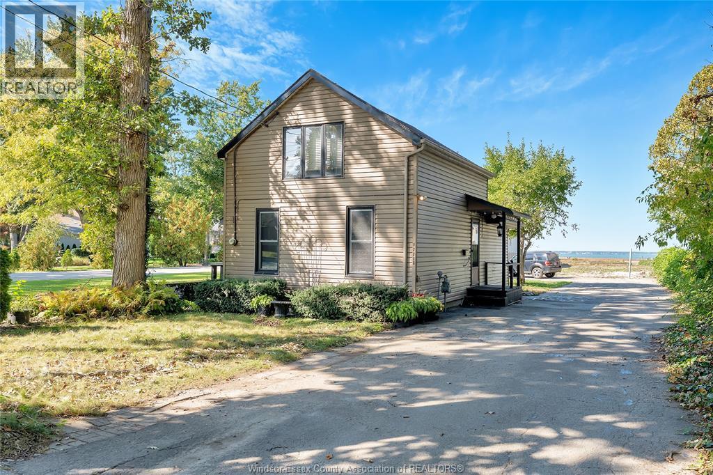 12718-1272 Riverside Drive, Tecumseh — photograph 3