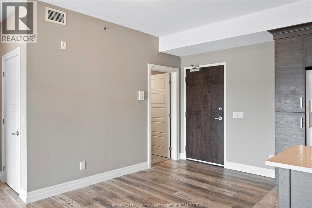 5840 Newman Boulevard #319, LaSalle — photograph 2