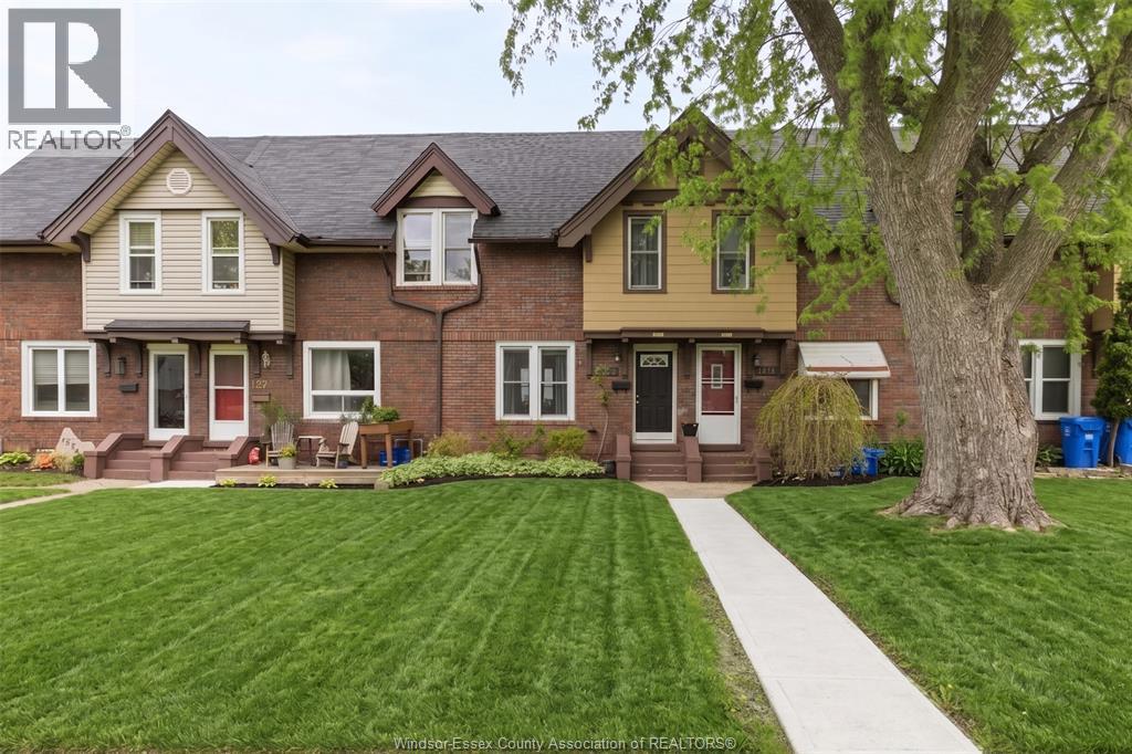 1278 Monmouth Road, Windsor — primary photograph