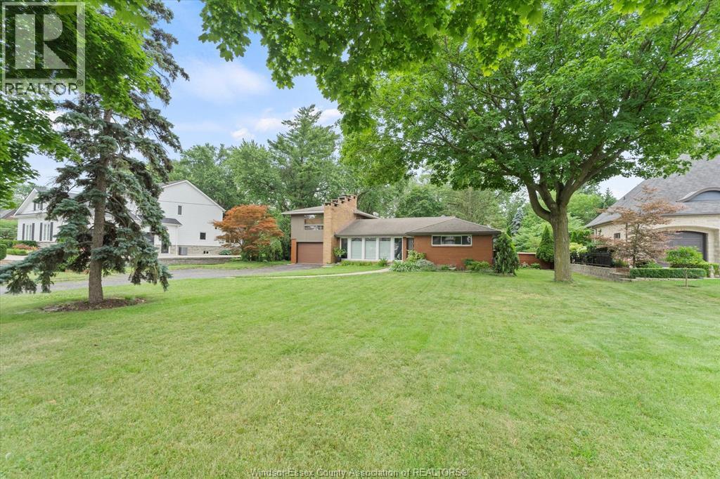 13961 Riverside Drive, Tecumseh — photograph 2