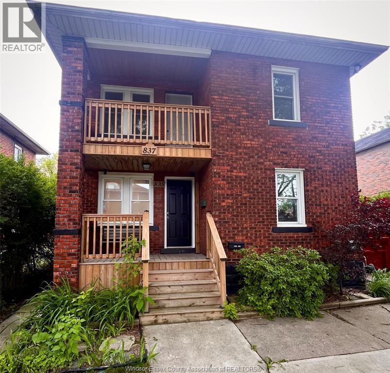 837 Louis Avenue #UPPER, Windsor — primary photograph