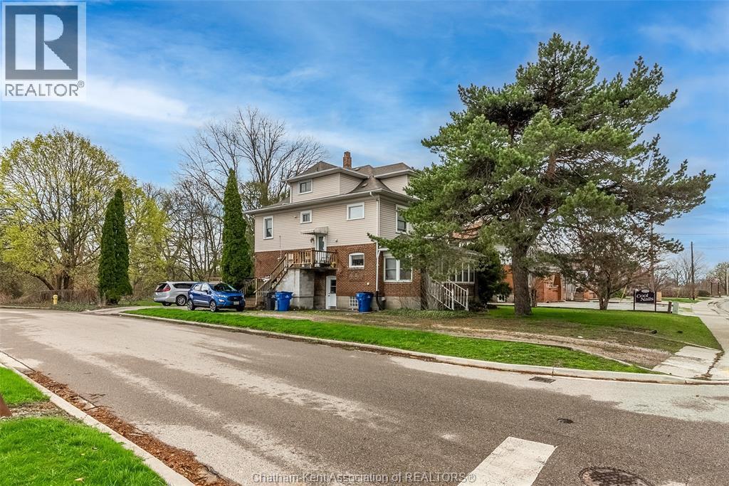 266 Grand Avenue, Chatham — photograph 2