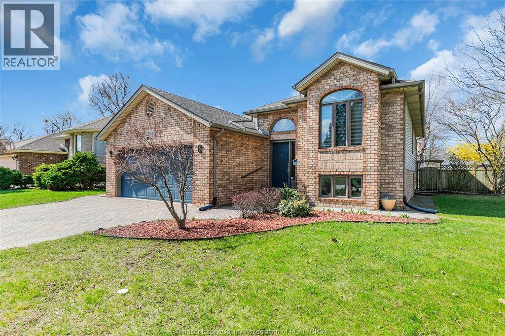 Single Family — 2505 St. Clair Avenue, Windsor, Ontario