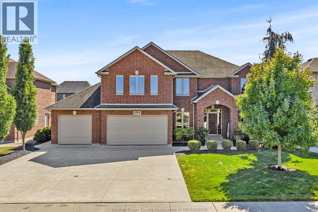 1094 Woodland Crescent, Lakeshore — photograph 3