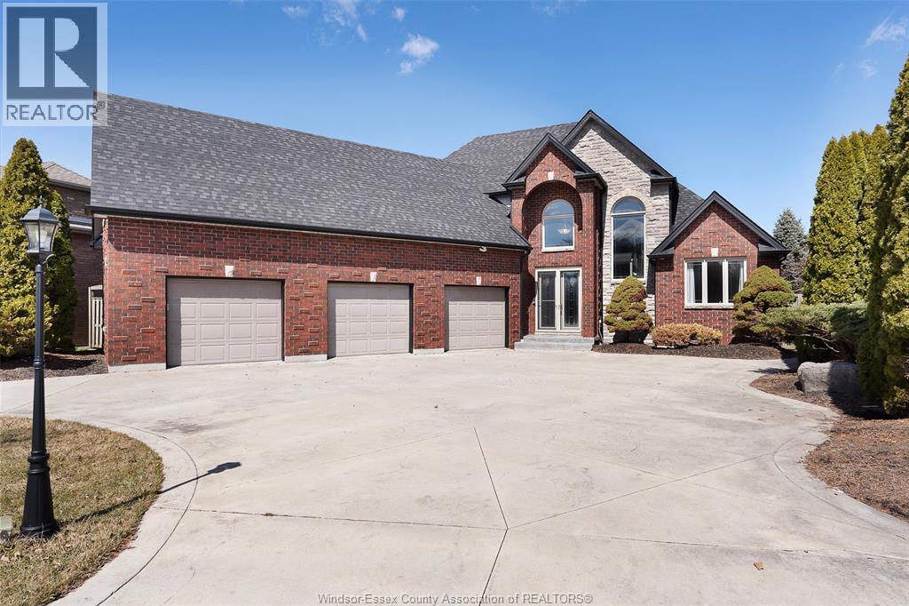 Single Family — 1040 Chelsea Parkway, Lakeshore, Ontario