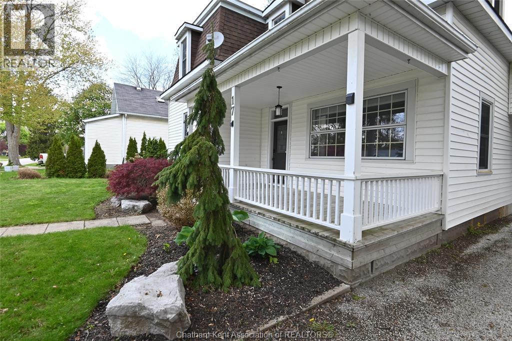 17 Cunningham Avenue, Ridgetown — photograph 3