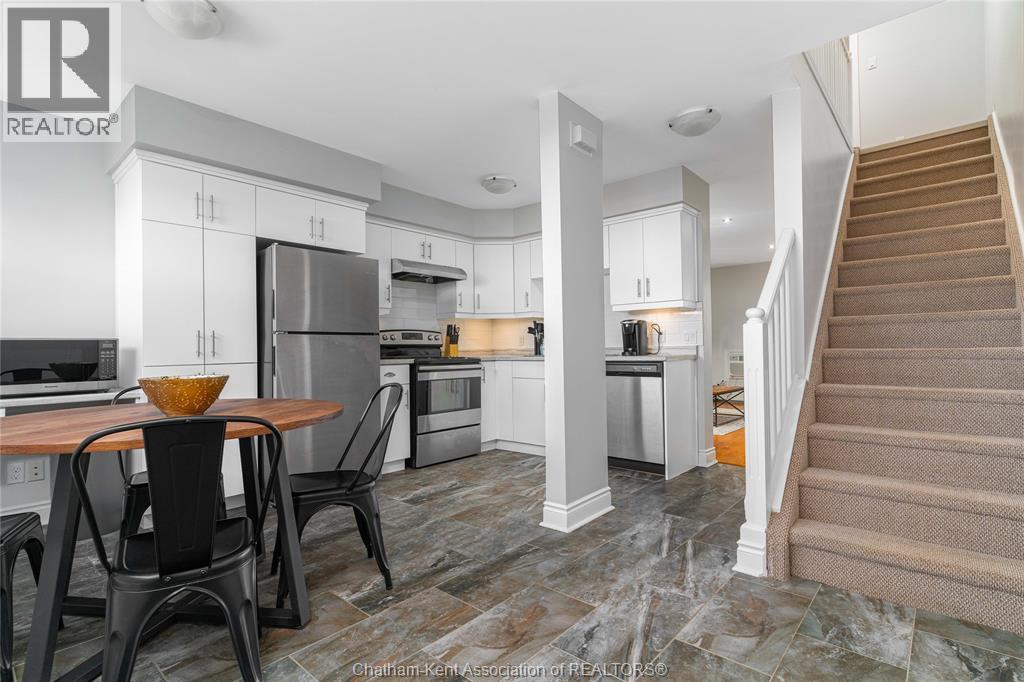 Single Family — 200 Emma Street, Chatham, Ontario