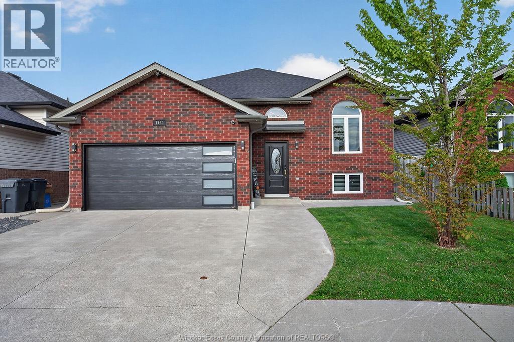 1764 Magnolia Avenue, Windsor — primary photograph