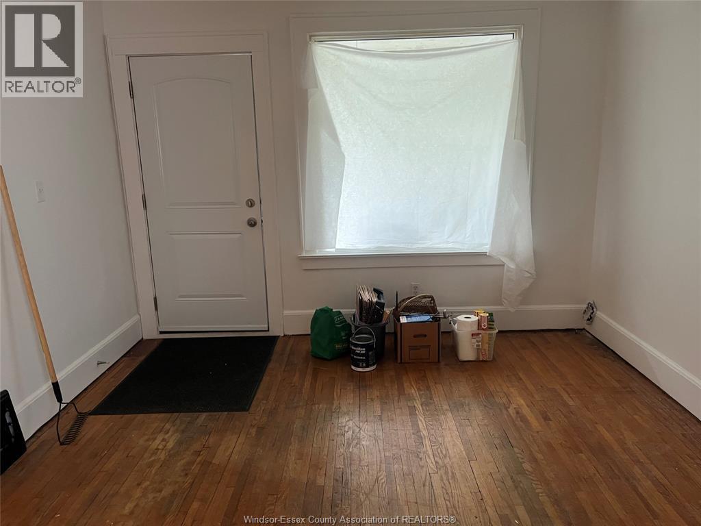 1650 Moy, Windsor — photograph 3
