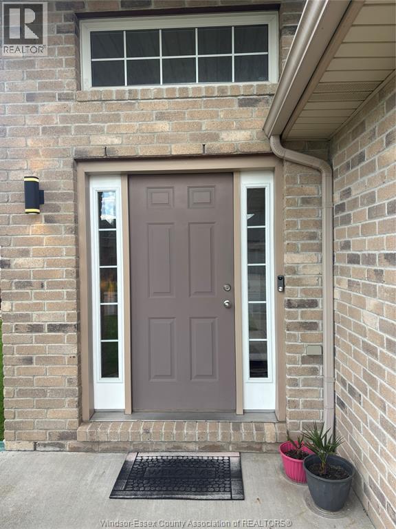 391 Jewel Street, LaSalle — photograph 3