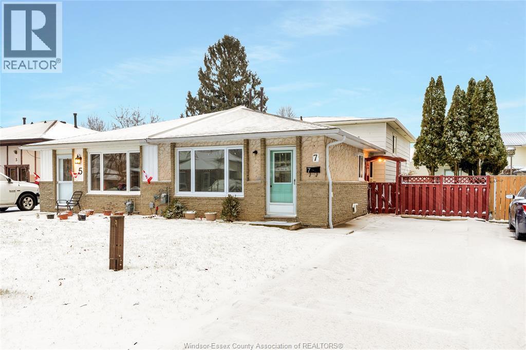 7 Satinwood, Leamington — photograph 2