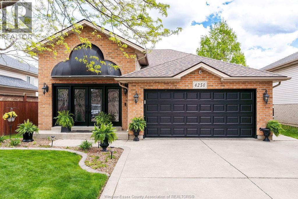 4250 Canberra Avenue, Windsor — primary photograph
