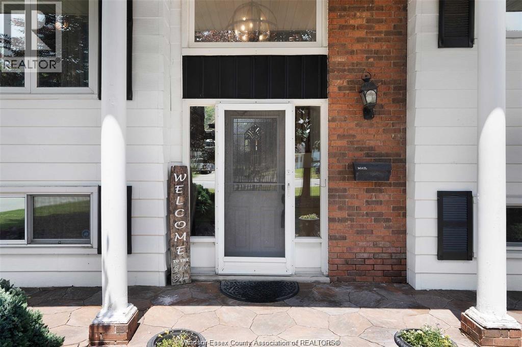 387 Reaume Road, LaSalle — photograph 3