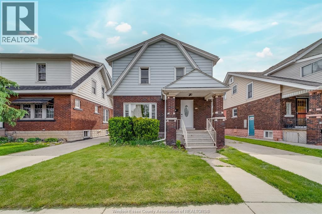 788 Josephine Avenue, Windsor — primary photograph