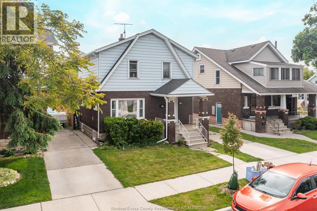 788 Josephine Avenue, Windsor — photograph 2