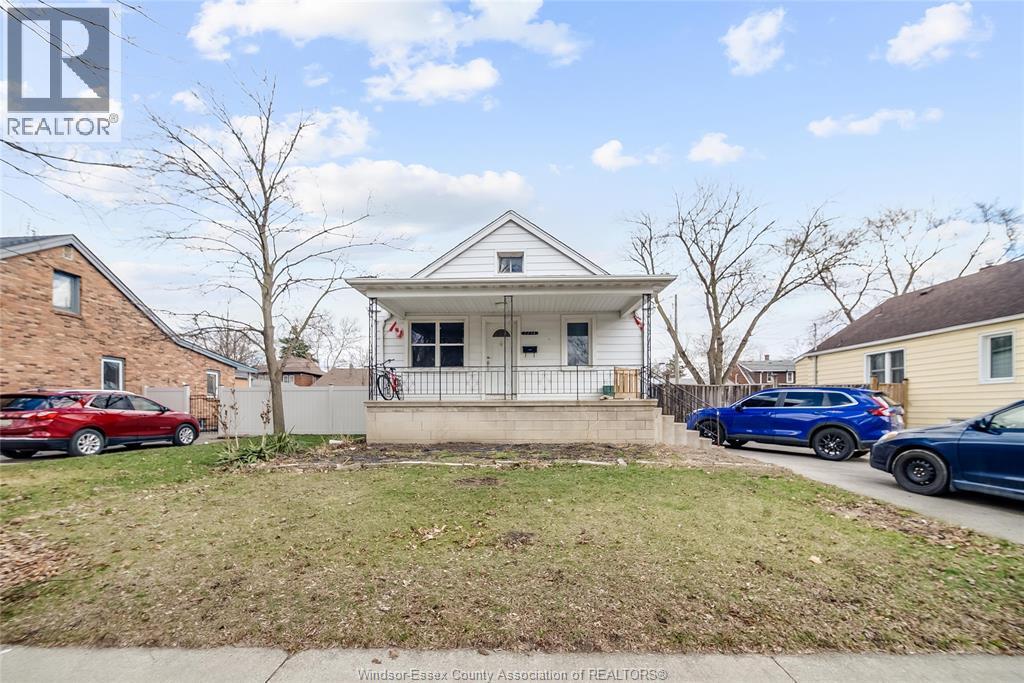 2224 Church Street, Windsor — photograph 2