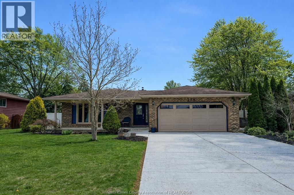Single Family — 276 Fairway Cres, Tecumseh, Ontario