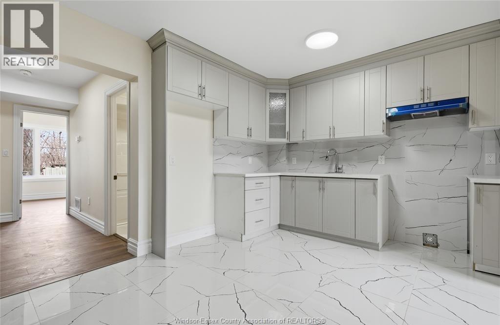 435 Caron Avenue #MAIN LEVEL, Windsor — photograph 3