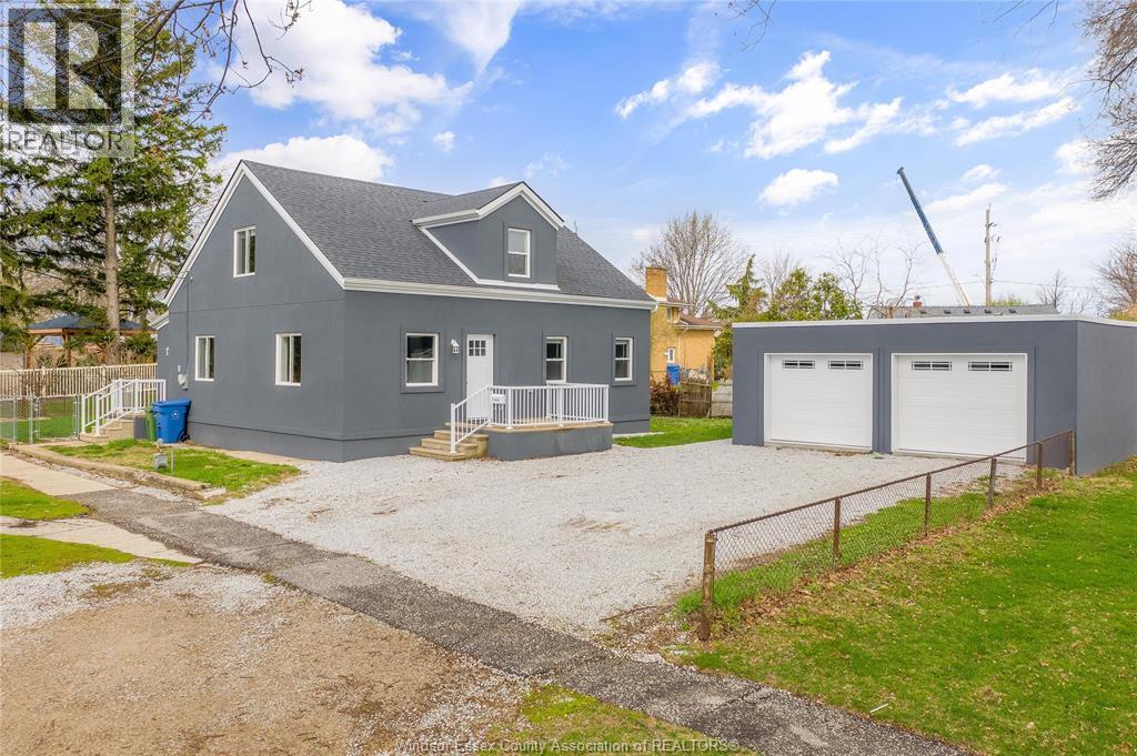 7800 Cecile Street, Windsor — primary photograph