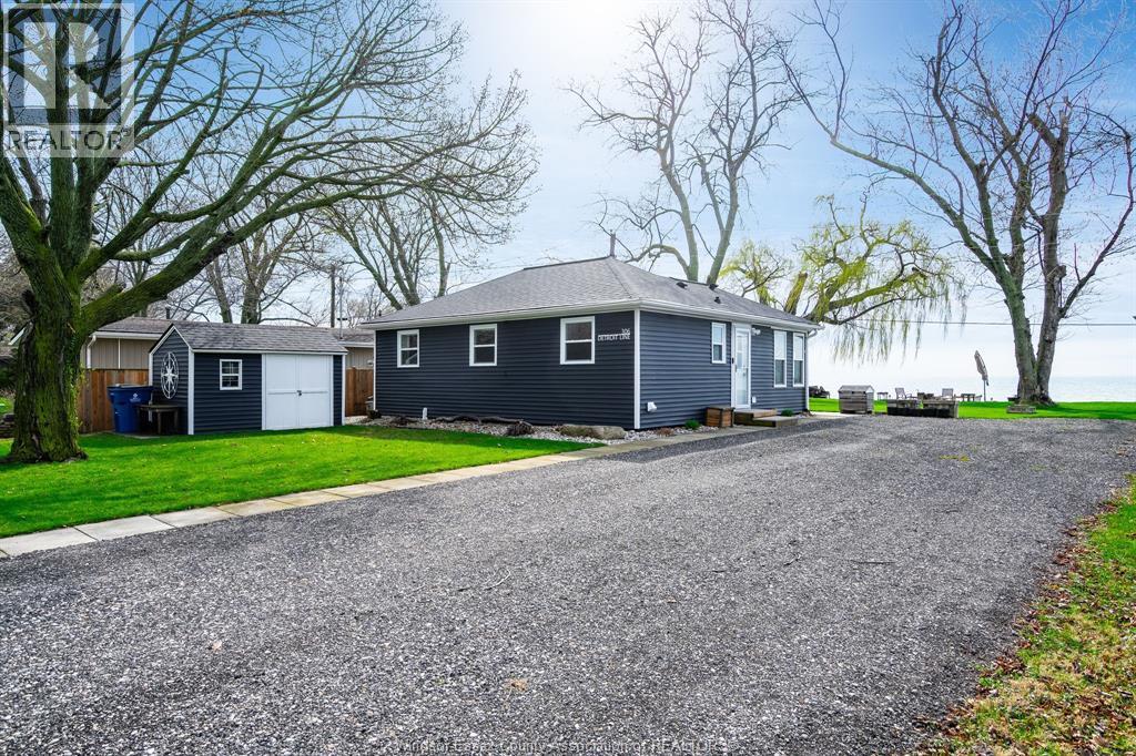 Single Family — 306 Detroit Line, Wheatley, Ontario
