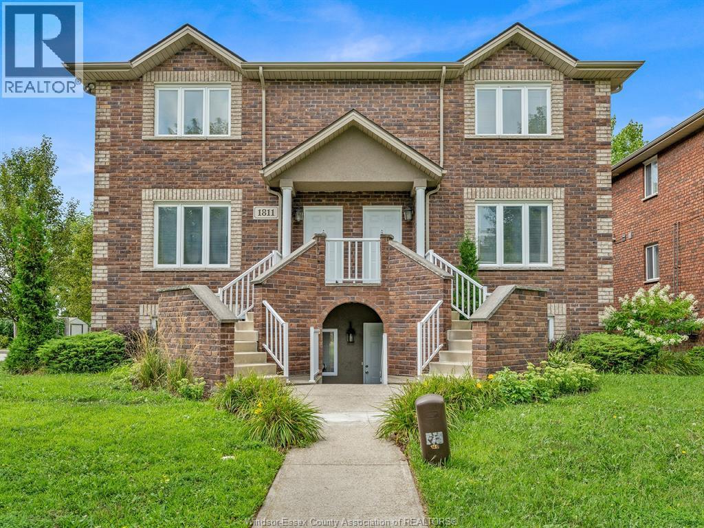 Multi-family — 1811 Northway Avenue, Windsor, Ontario