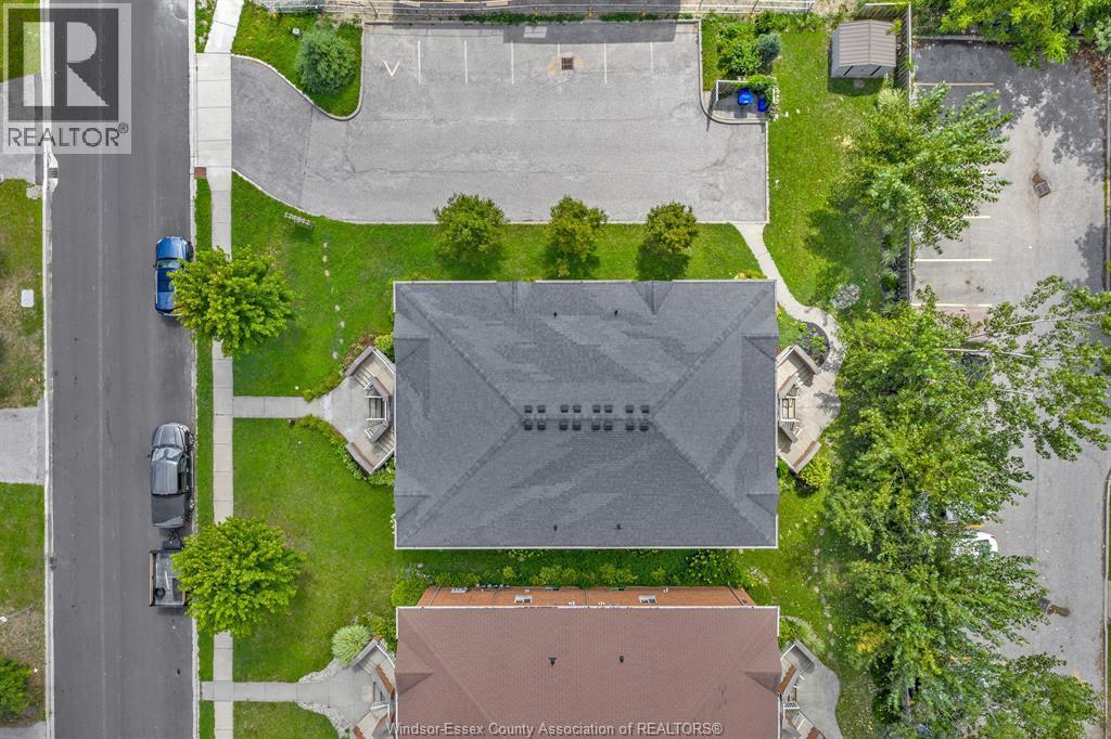 1811 Northway Avenue, Windsor — photograph 3