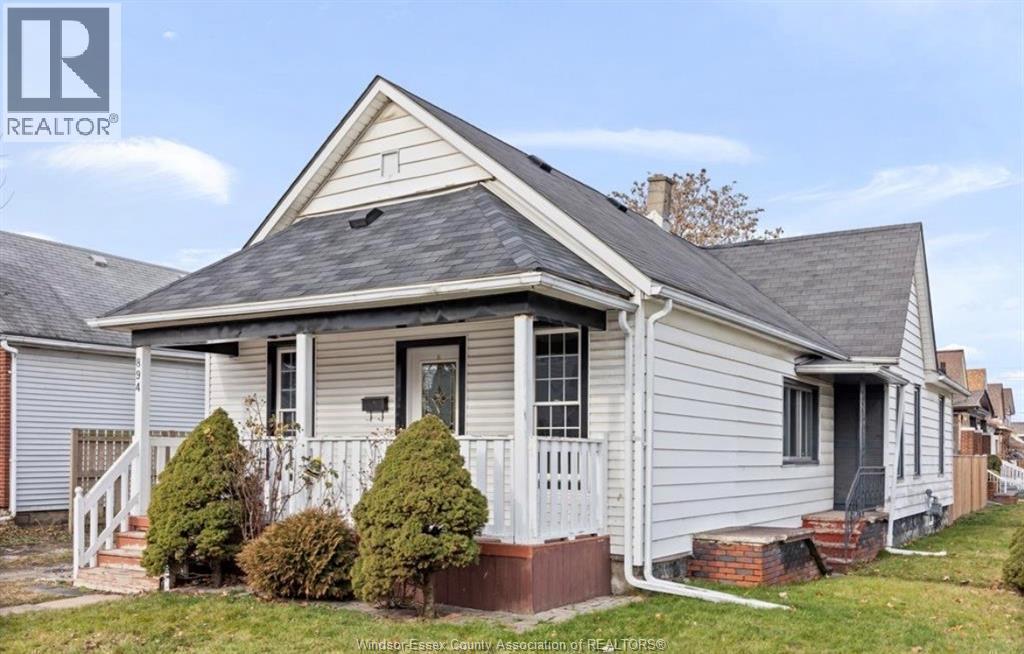 Single Family — 894 University Avenue, Windsor, Ontario