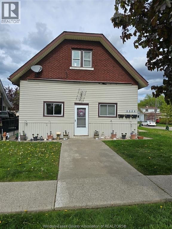 2296 Chandler #2, Windsor — photograph 2