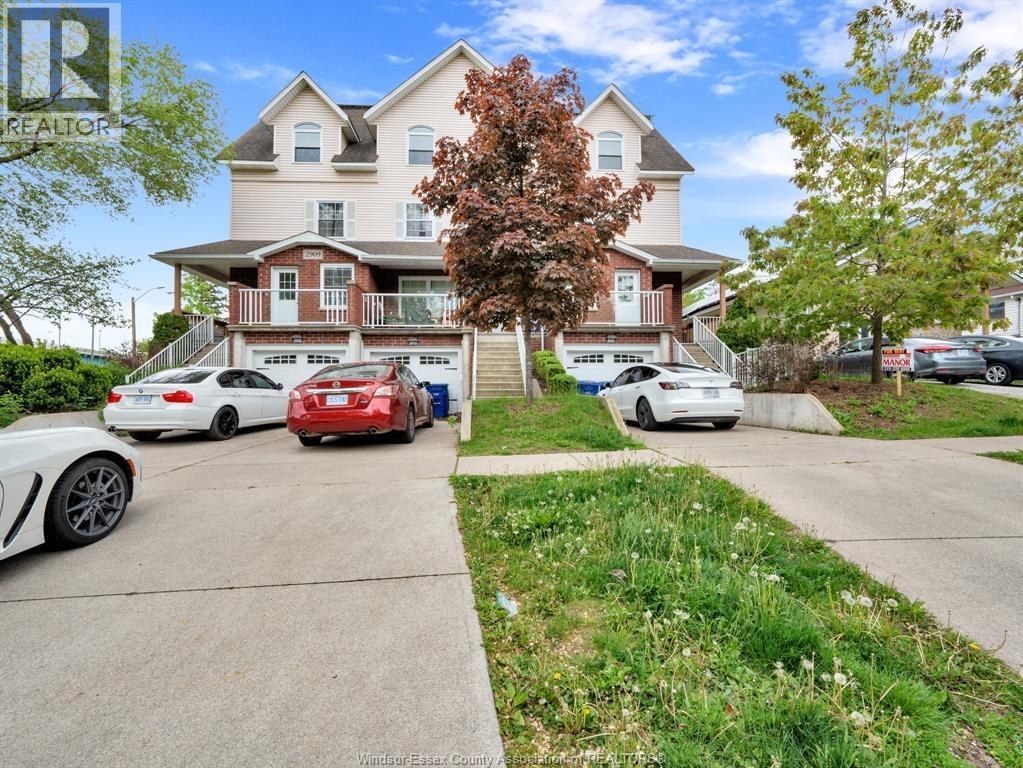 2929 Donnelly, Windsor — primary photograph