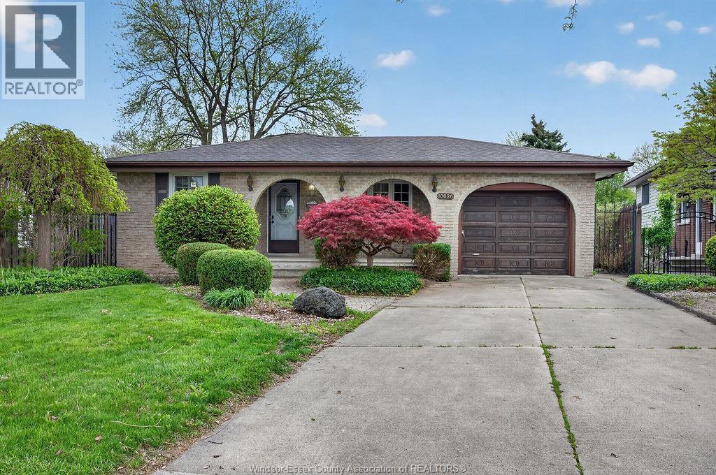 10626 Keating Crescent, Windsor — primary photograph